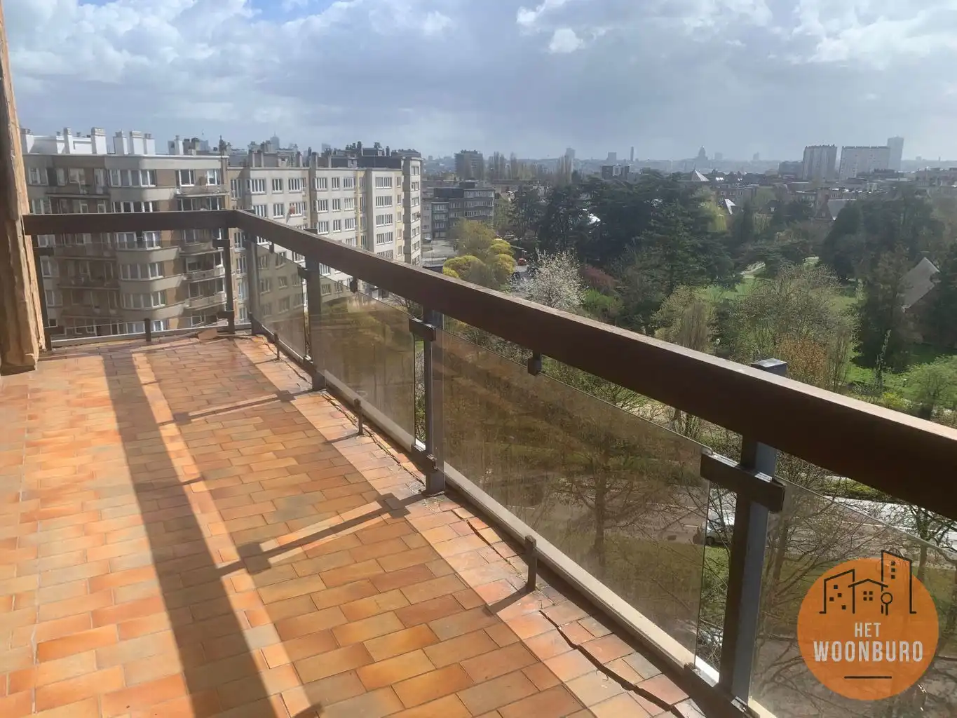 Appartement 6e verdieping met garage foto 13