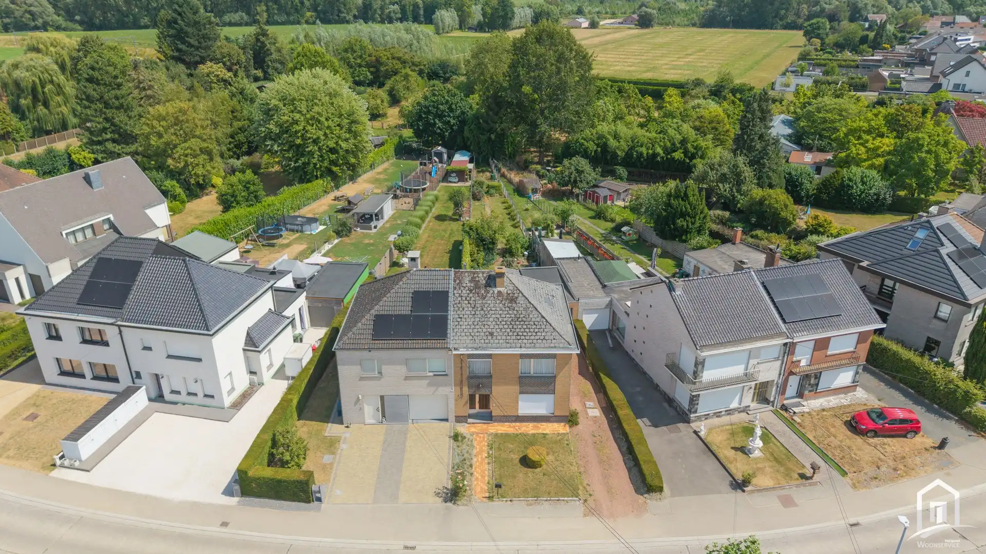 Zeer degelijke, ruime op te frissen gezinswoning te Okegem foto 23