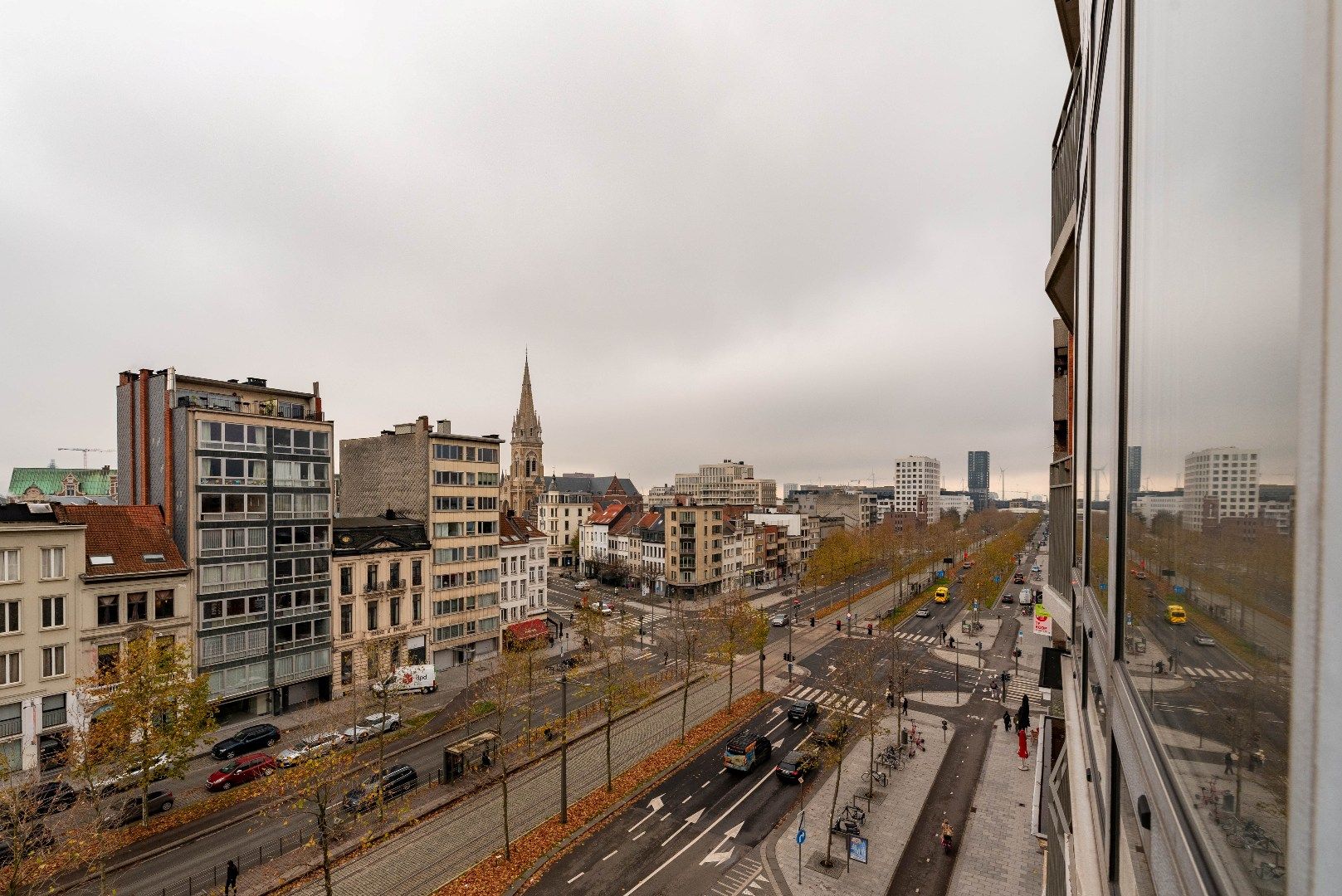 Riant appartement met 2 ruime slaapkamers foto 6