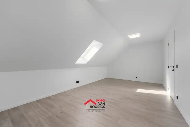 Prachtige instapklare woning met landelijk uitzicht en uitstekende ligging! foto 17