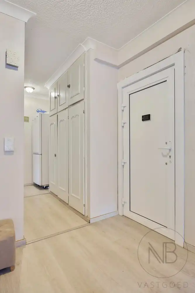 ZONNEWEELDE GENK 2 slaapkamer appartement met extra berging en garage foto 10