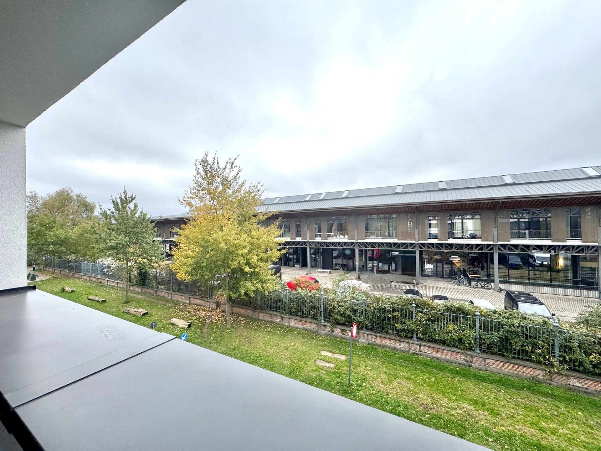 RECENT APPARTEMENT | ZUIDTERRAS | AUTOBERGPLAATS foto 4