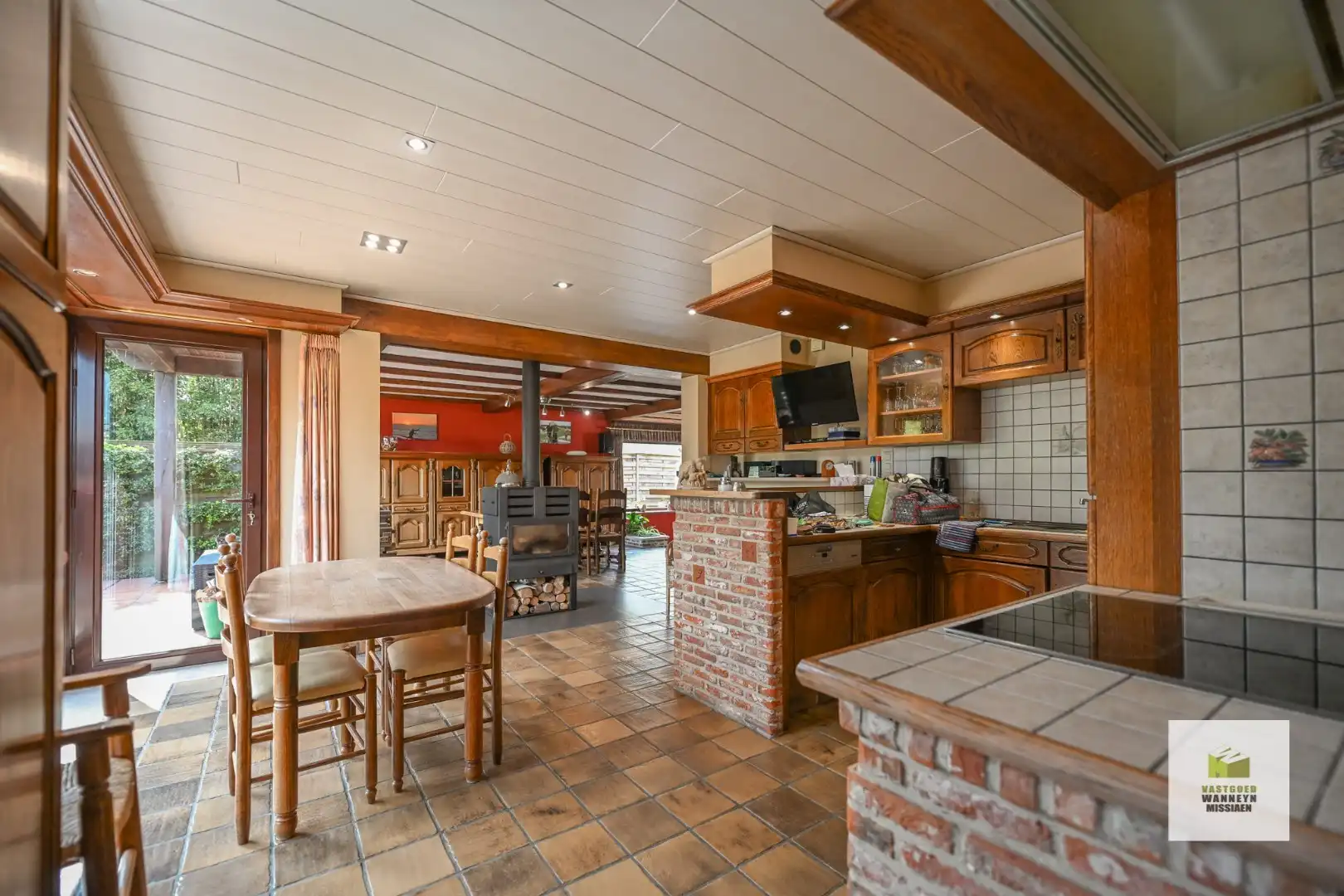 Ruime bedrijfswoning  op perceel van 2.519m2 en mogelijkheid tot bouwen loods foto 12