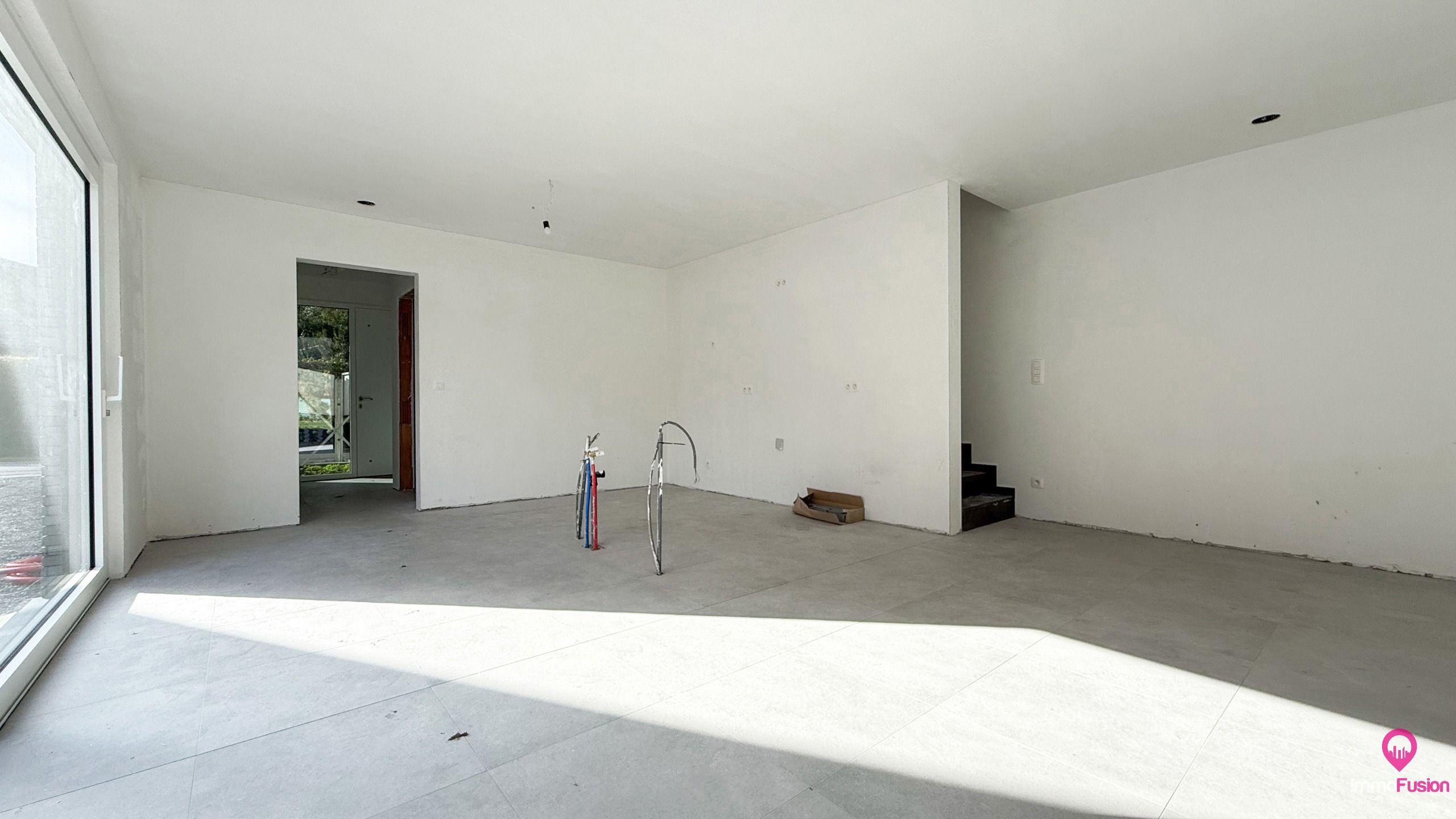Nieuwbouwwoning (casco+) met 3 slpkms, terras en ruime tuin! foto 4