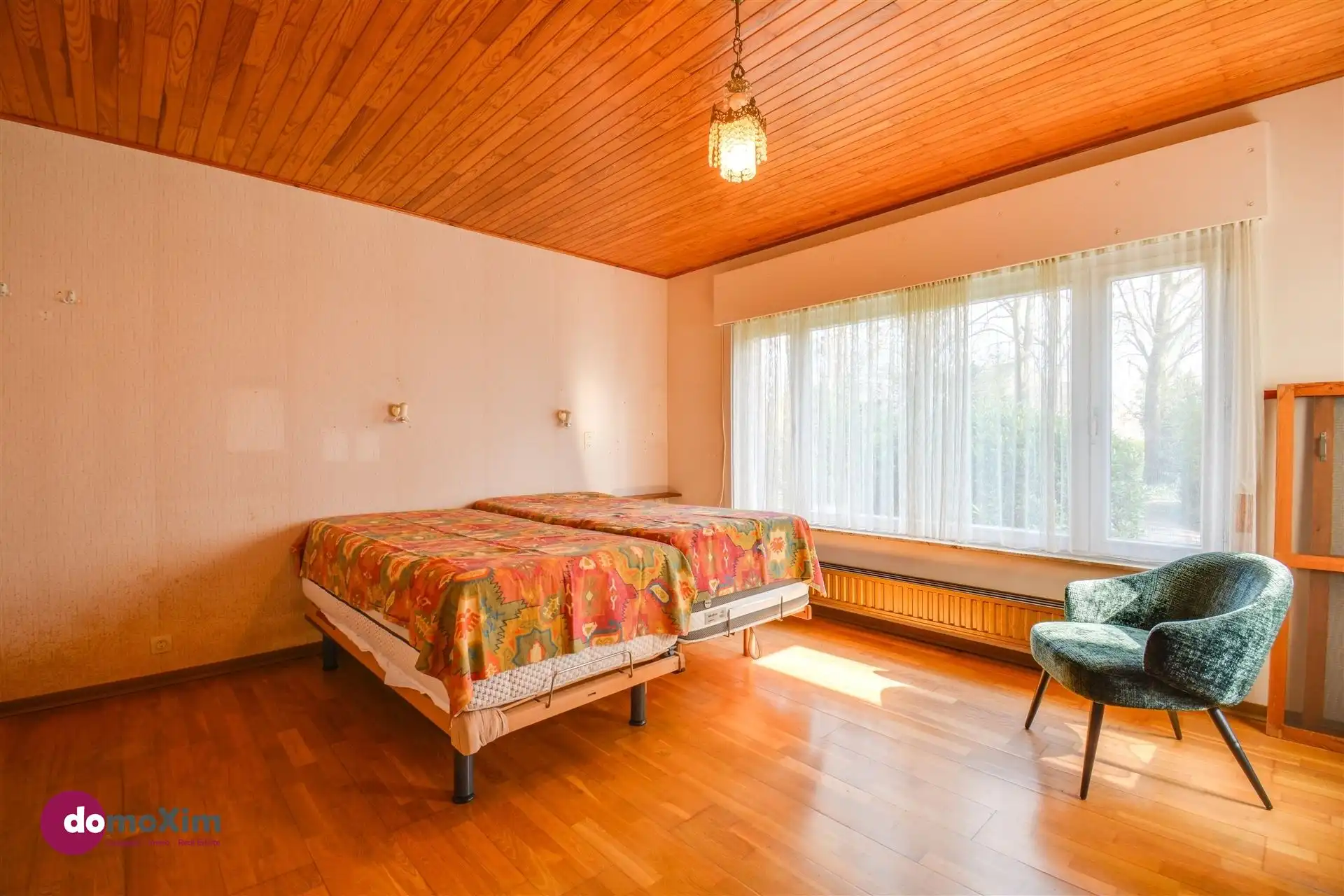 Ruime gezinswoning met mogelijkheden in een unieke, groene omgeving foto 12