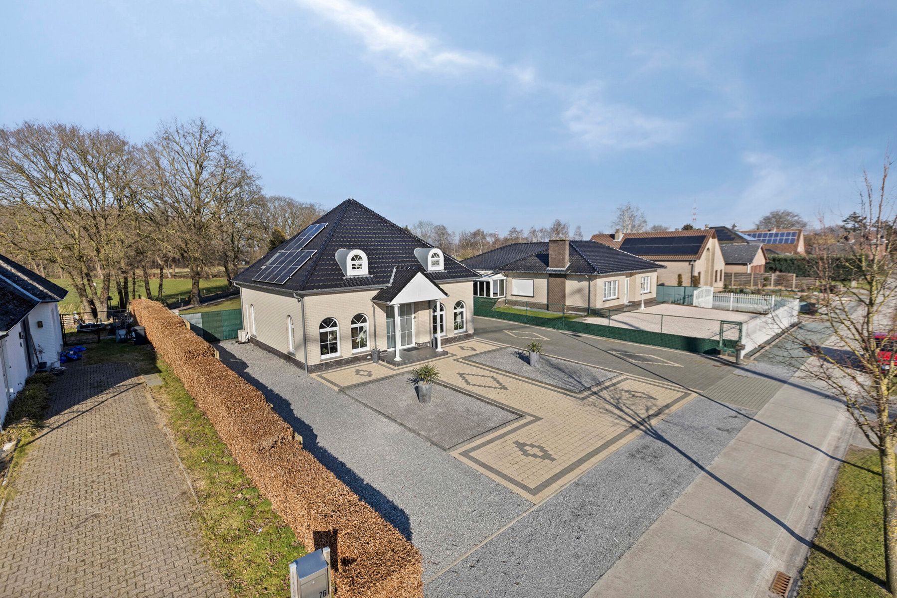 Vrijstaande woning foto {{pictureIndex}}