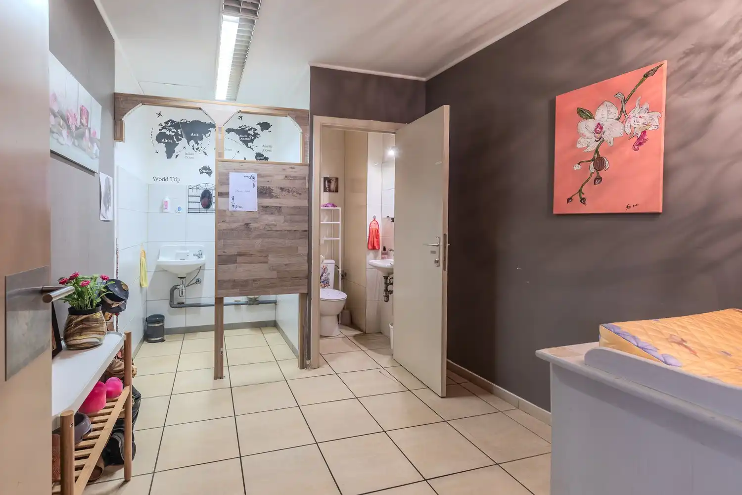 Handelspand met diverse mogelijkheden in hartje Lanaken foto 14