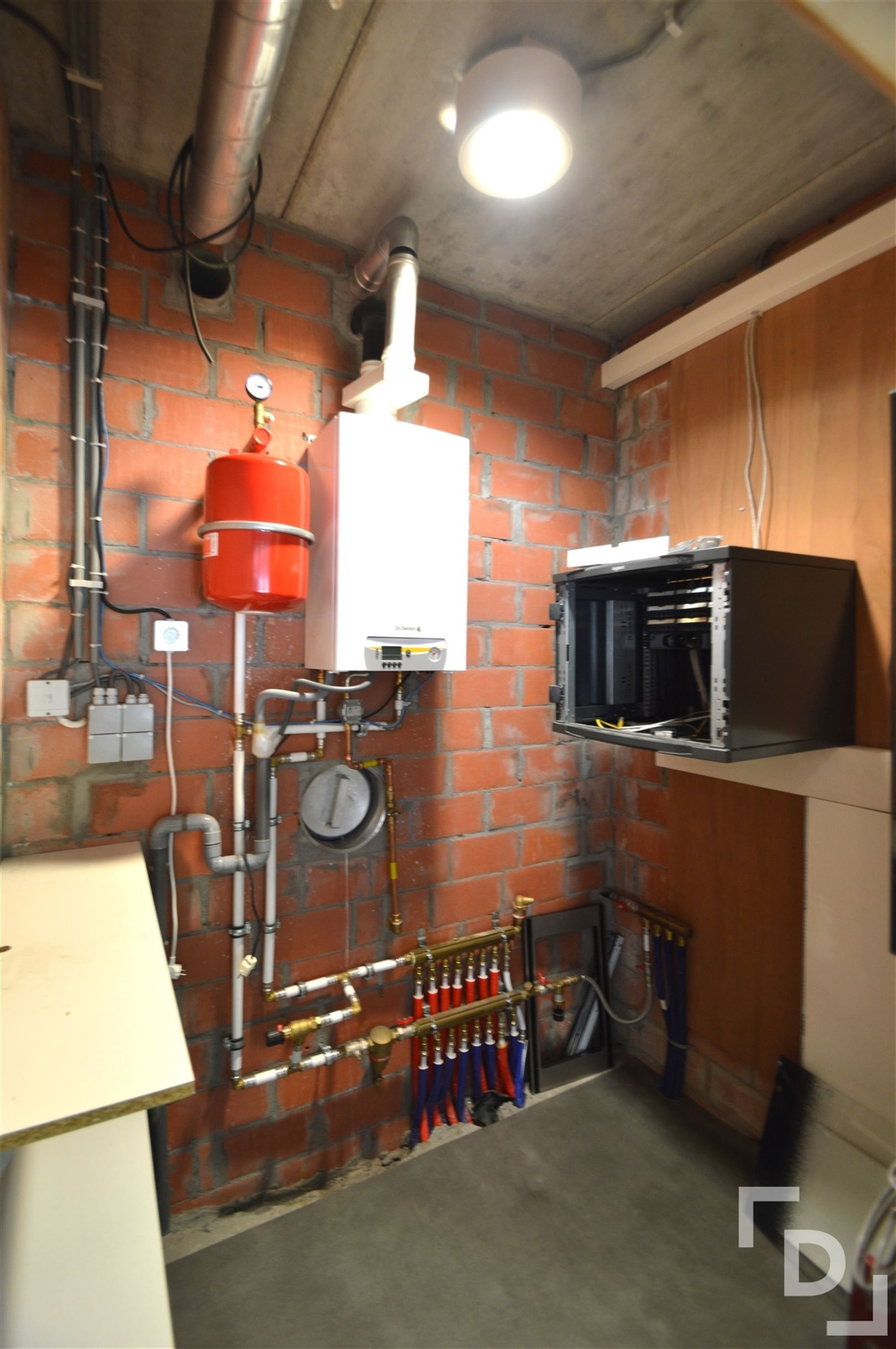 Ingericht kantoor met ontvangstruimte foto 16