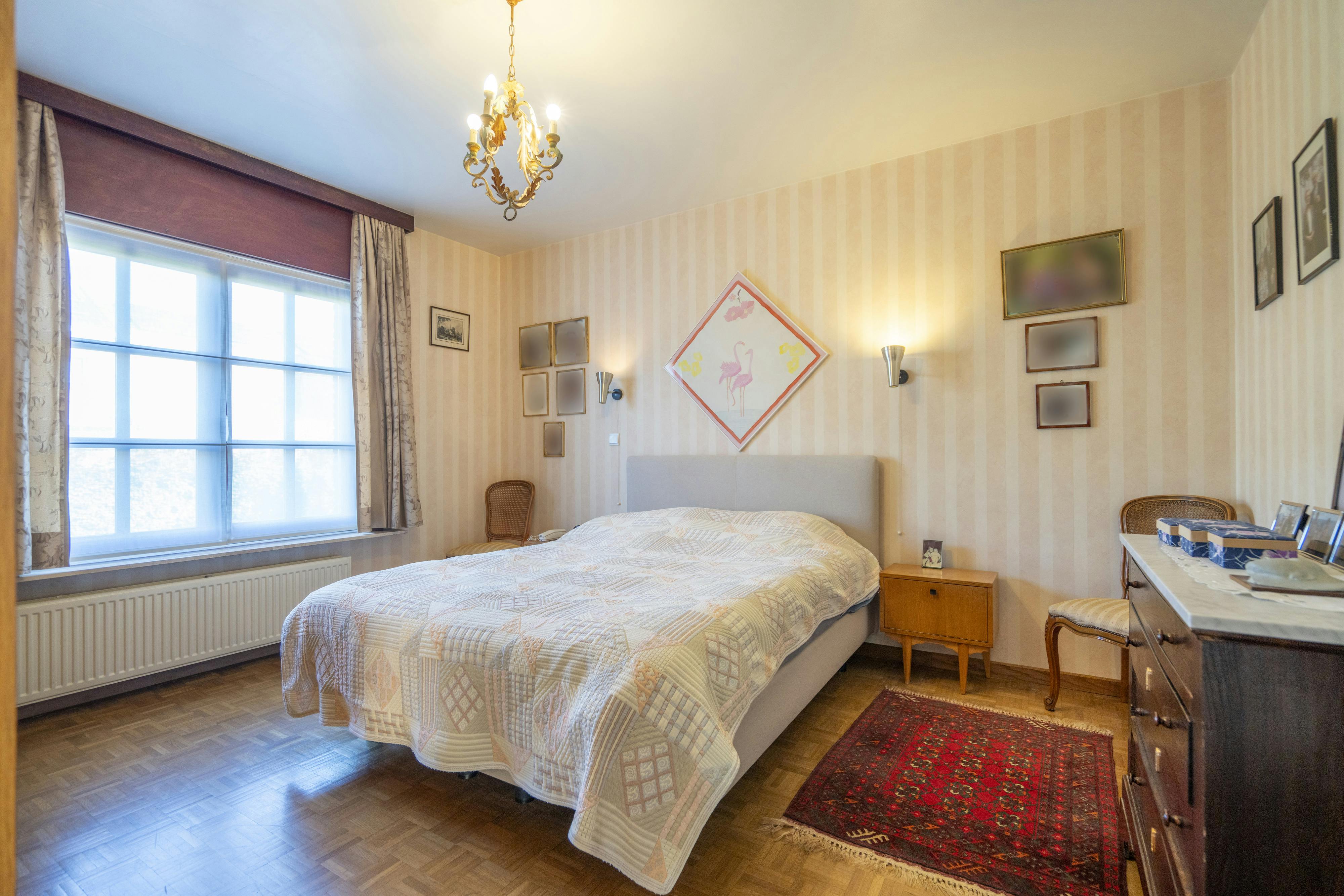 Unieke villa te koop op een rustige ligging in Harelbeke!  foto 12