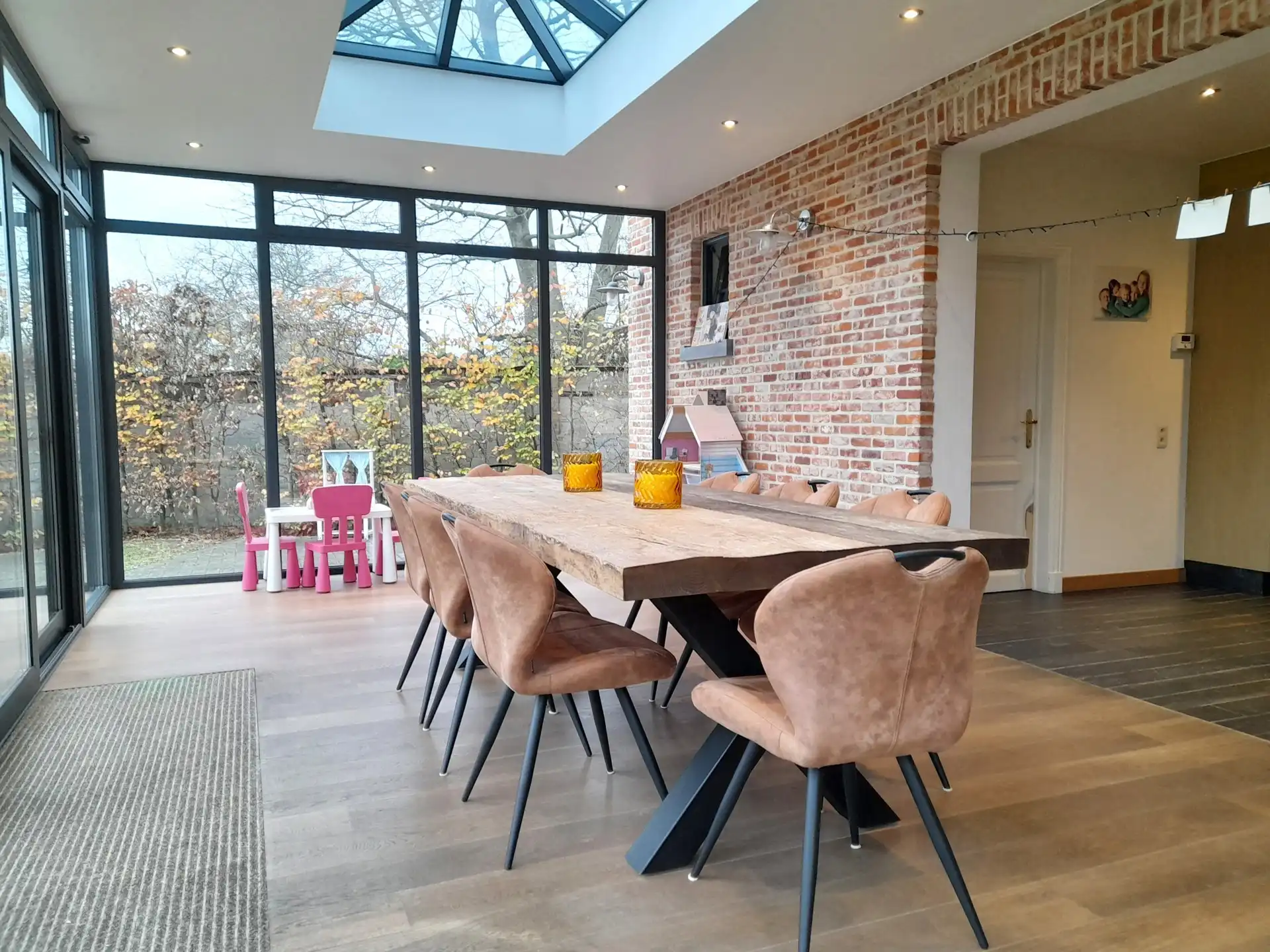 Rustig gelegen stijlvolle woning met 4 slaapkamers foto 14