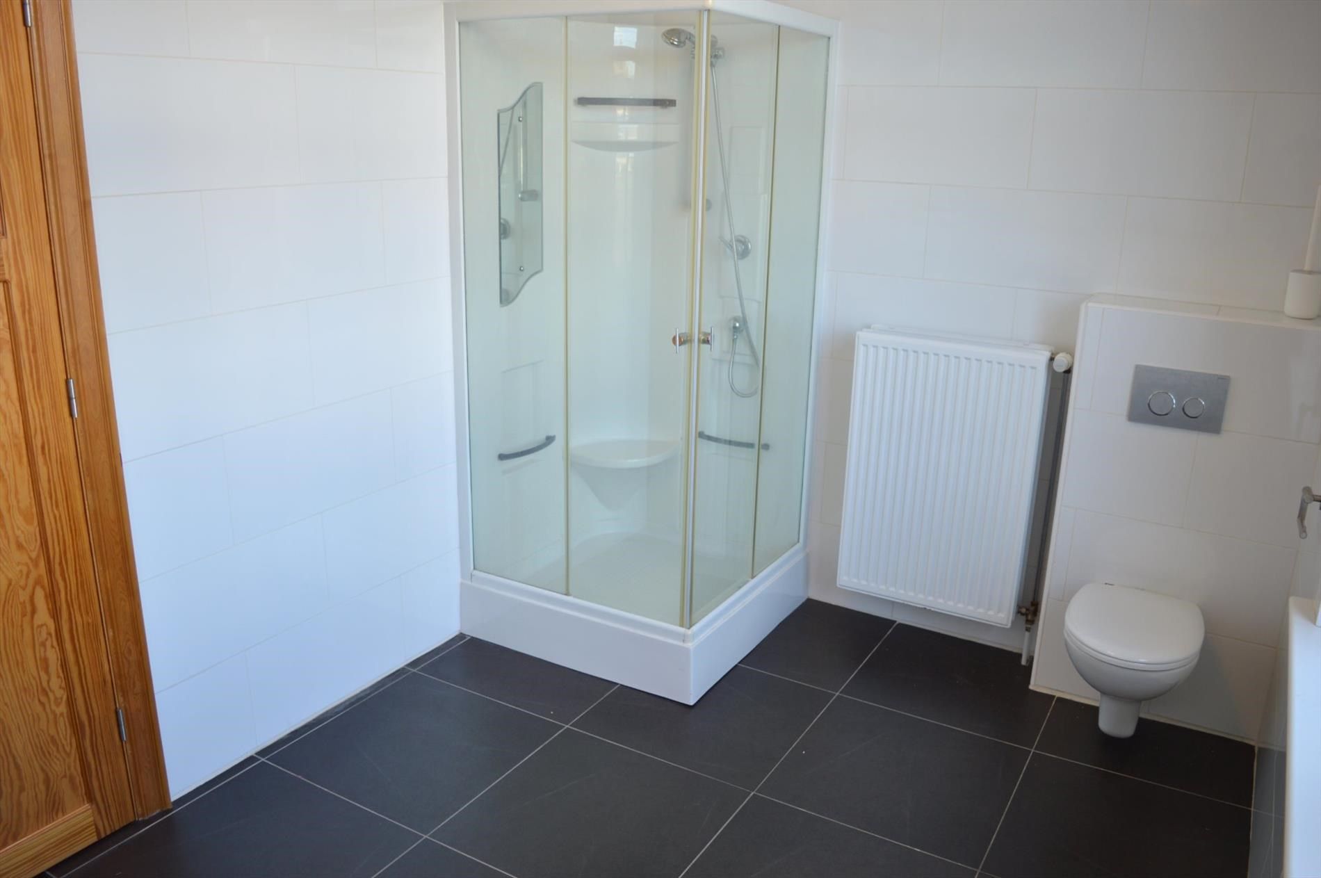 Instapklare woning mét garage te Kortrijk foto 7