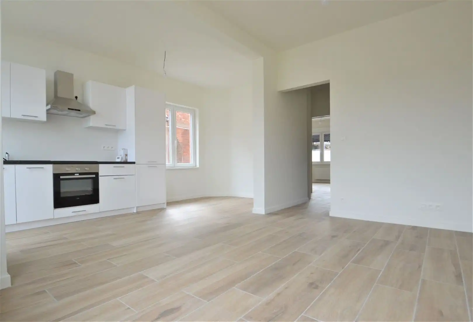 Appartement foto {{pictureIndex}}