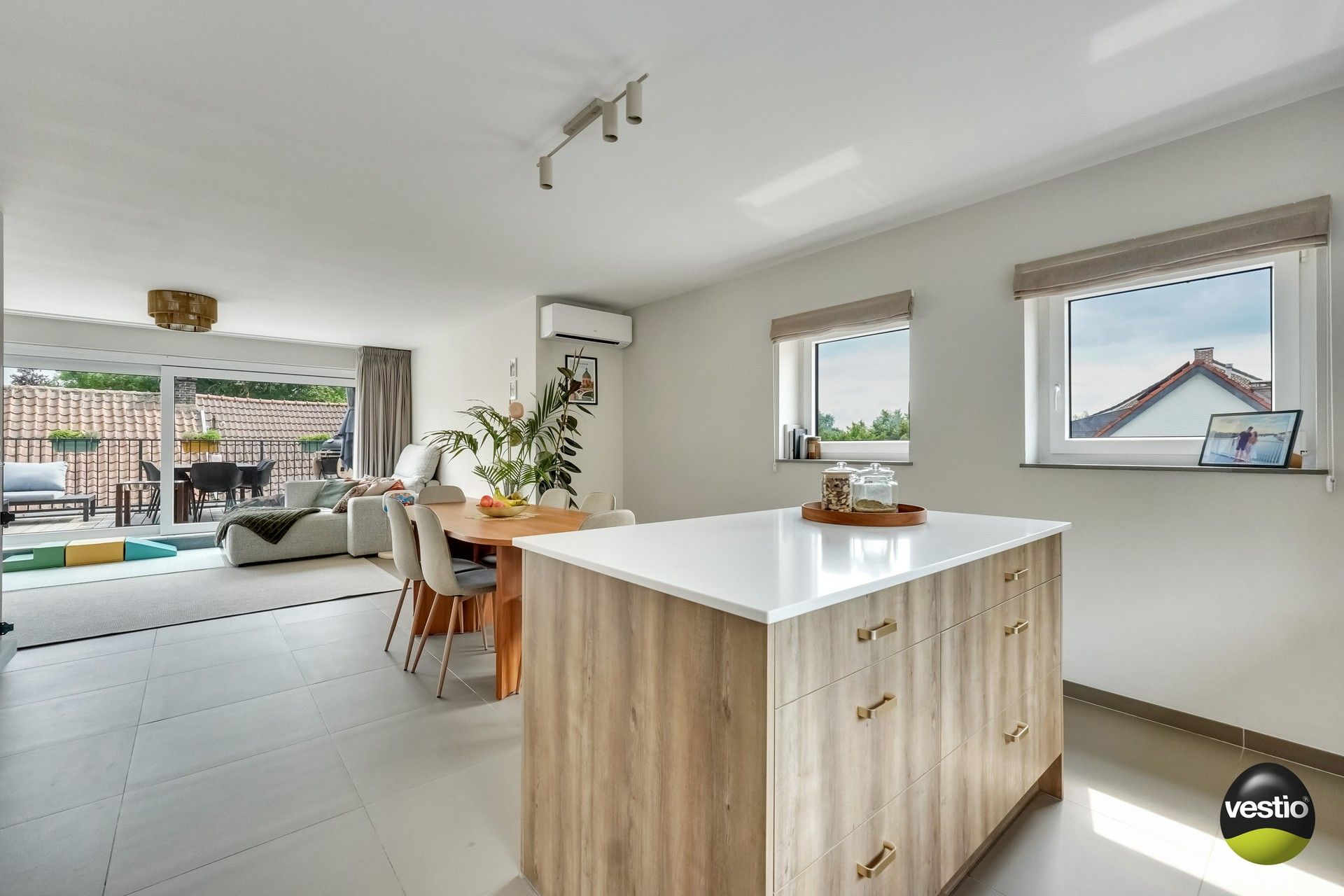 RUIM, INSTAPKLAAR DUPLEXAPPARTEMENT 110 M² MET XL TERRAS foto 16