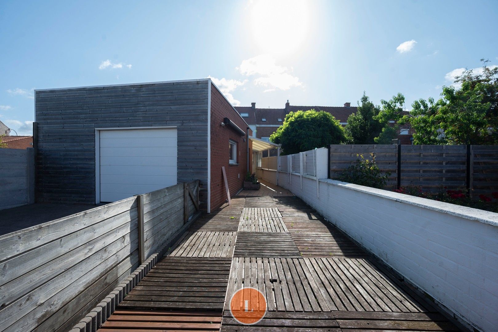 Te renoveren woning met 3 slaapkamers en garage in Menen. foto 18