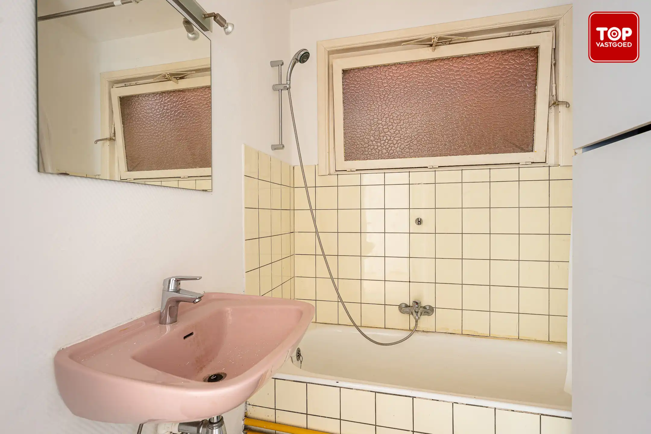Ruim appartement met garage en zonnige tuin nabij Gent foto 15