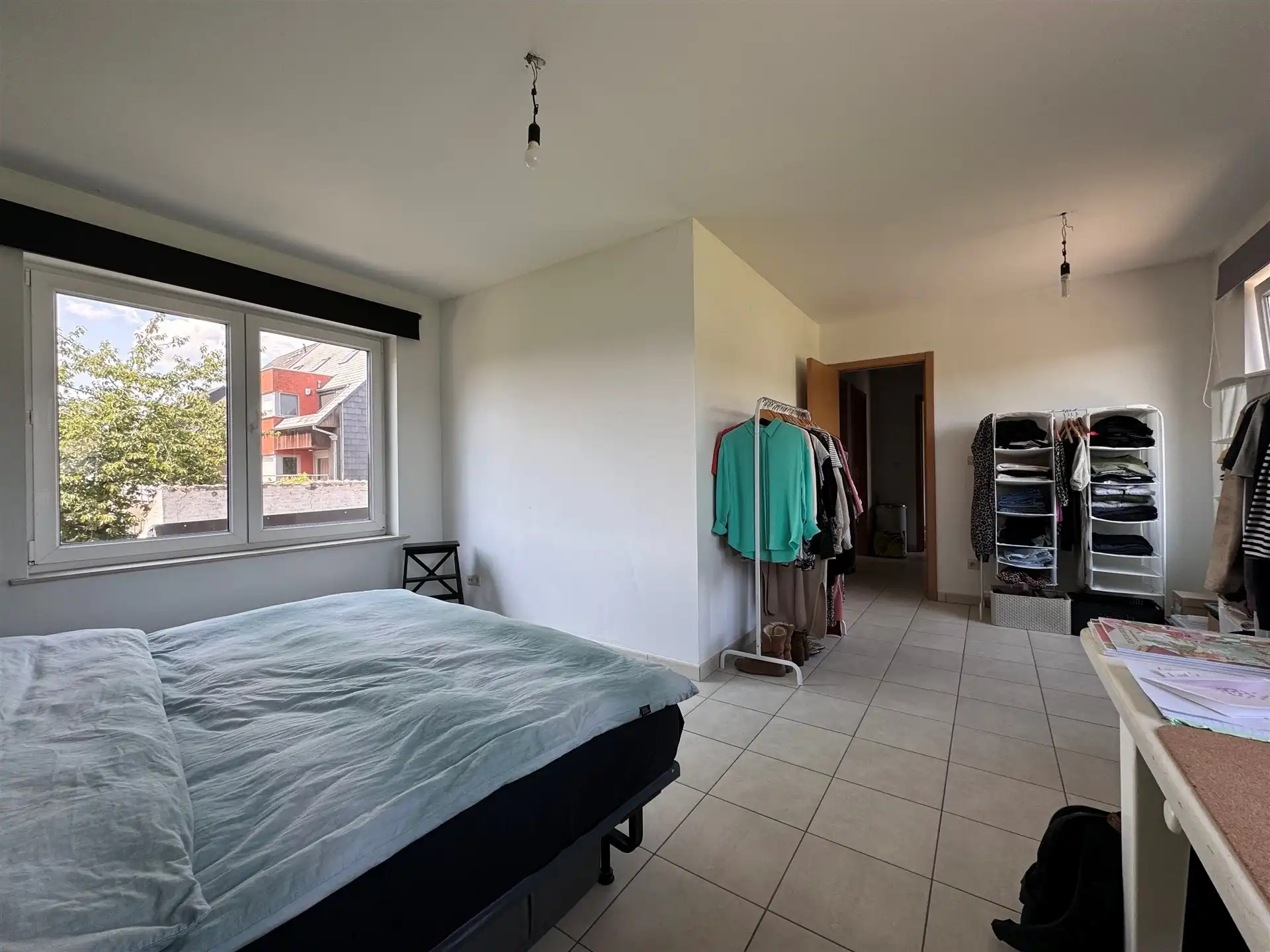 Gunstig gelegen woning met terras en 3 slaapkamers. foto 19