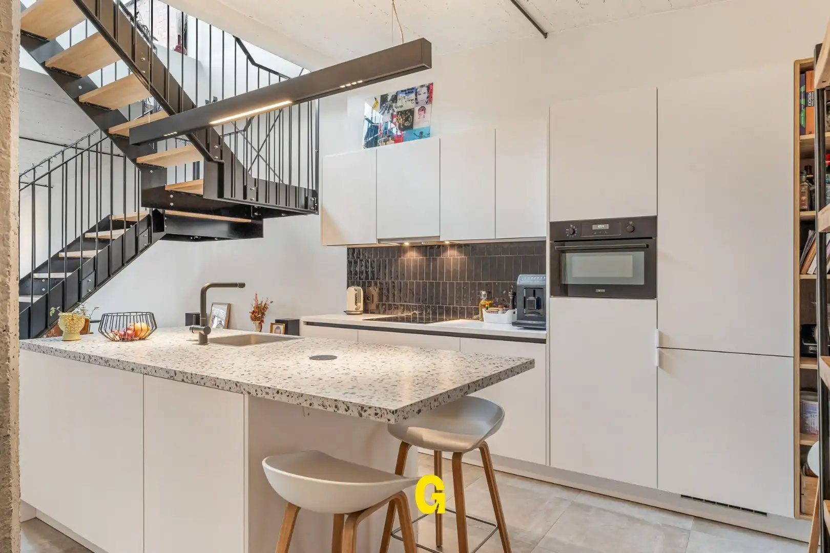 Stijlvol luxueus loftappartement (138 m²) met twee slaapkamers en standplaats in residentie De Chocoladefabriek foto 11