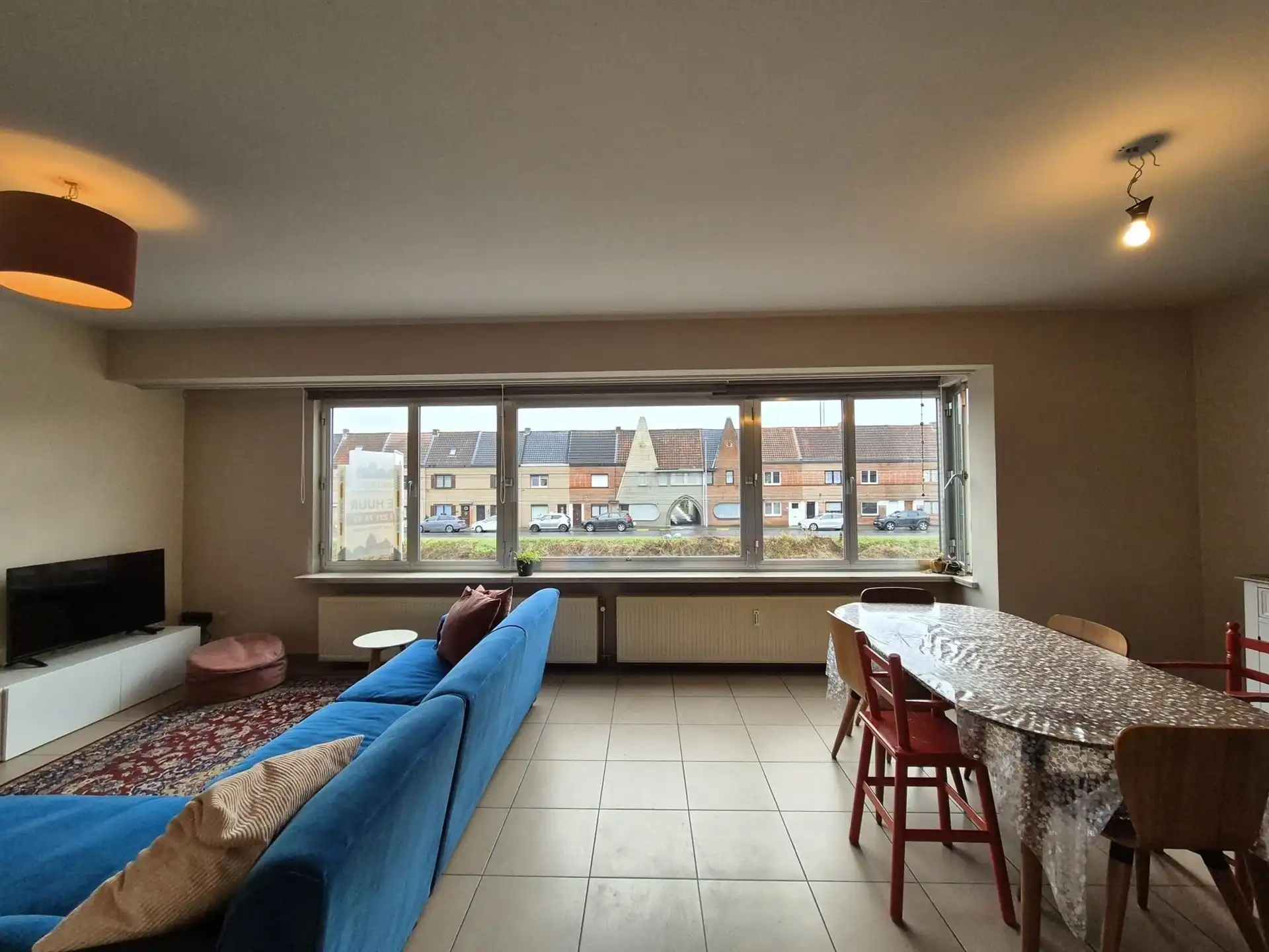 Interessant gelegen appartement met terras en garage. foto 9