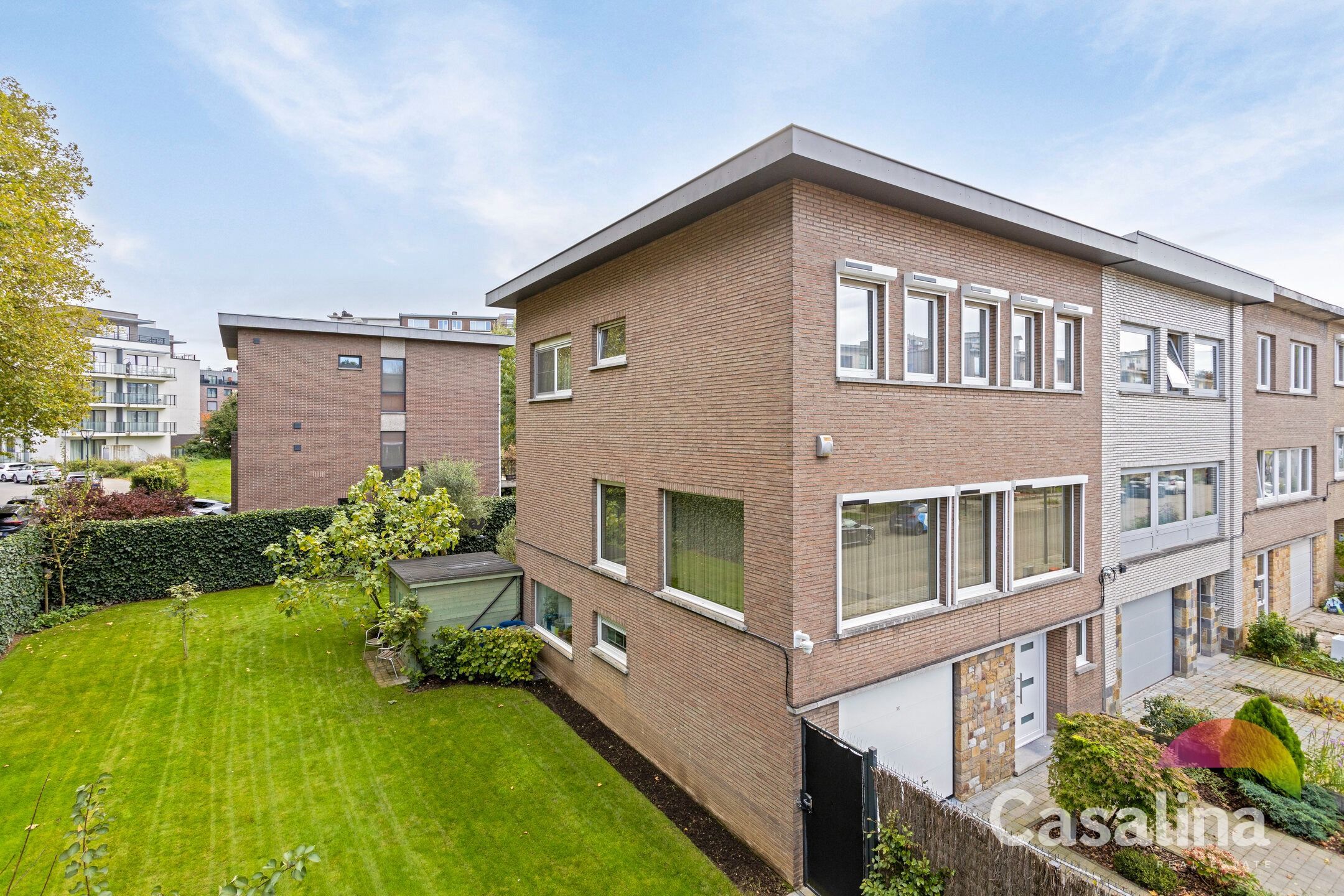 Prachtige, zeer goed onderhouden 3-gevel BEL-ETAGE woning foto 54