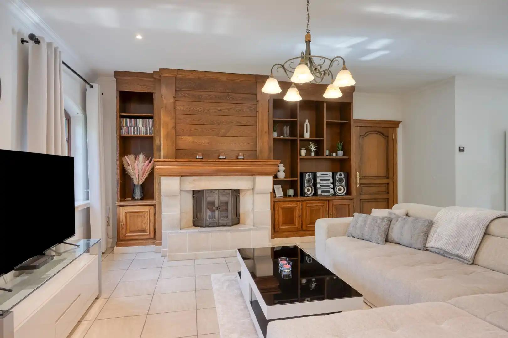 Prima onderhouden en ruime villa in Mol op een perceel van ca 30a ! foto 5