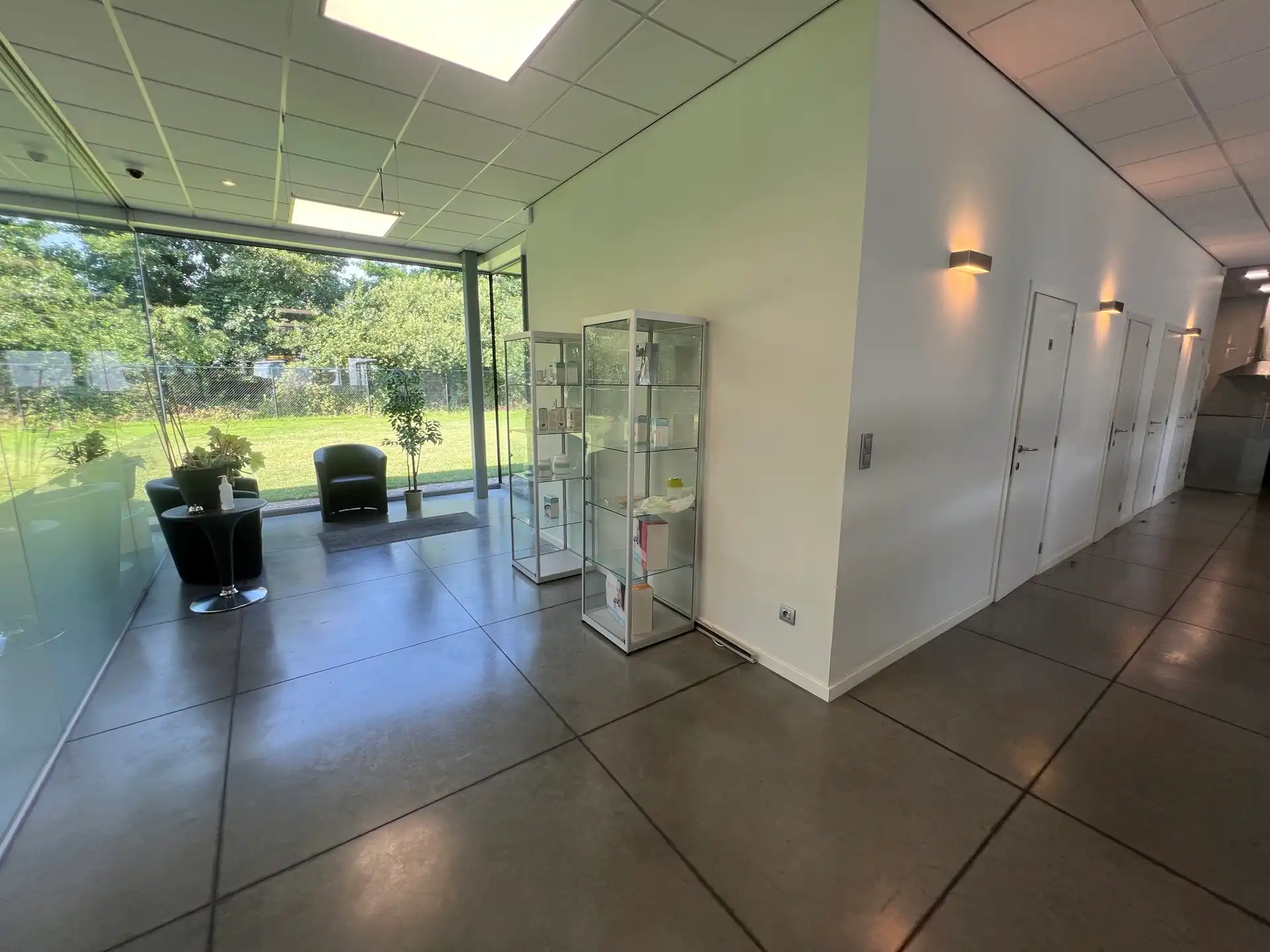 MULTIFUNCTIONEEL EN ENERGIEZUINIG BEDRIJFSGEBOUW  foto 5