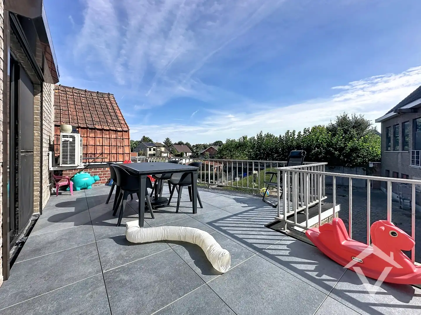 Ruim appartement met 2 slaapkamers en autostaanplaats te Koekelare foto 16
