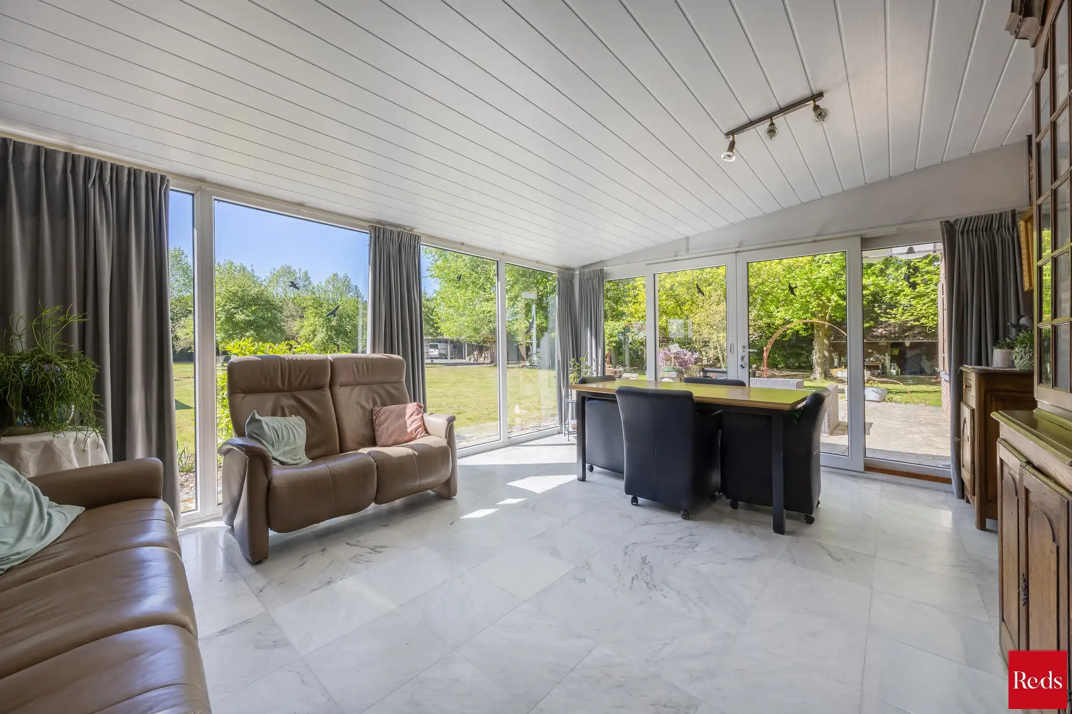 Karaktervolle villa op ruim perceel foto 10