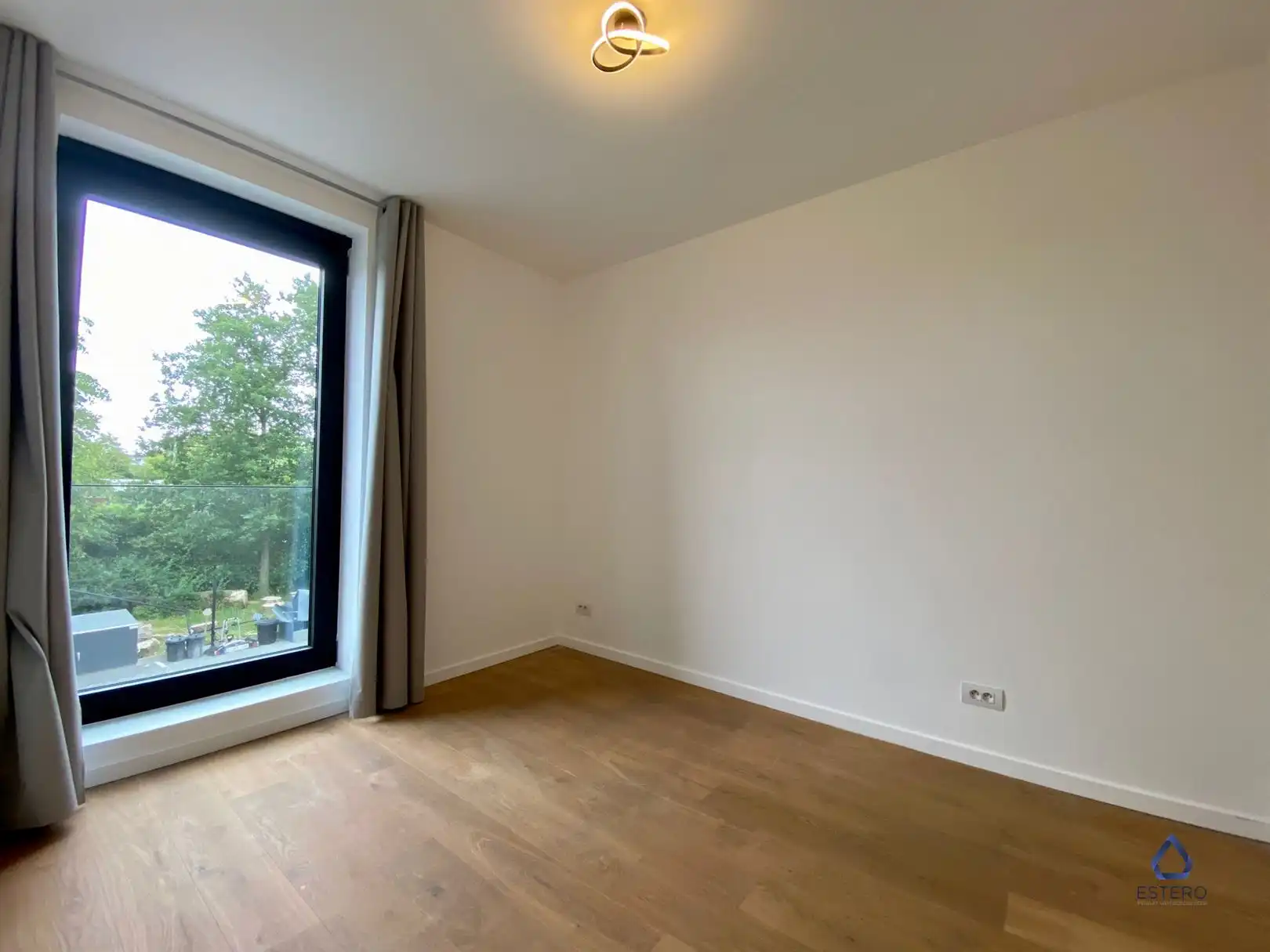 2 slaapkamer appartement op gunstige locatie foto 6