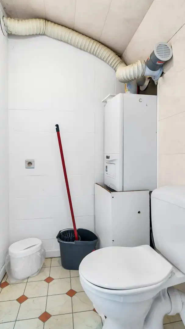 APPARTEMENT TE KOOP IN MAASMECHELEN MET 2 SLAAPKAMERS foto 9