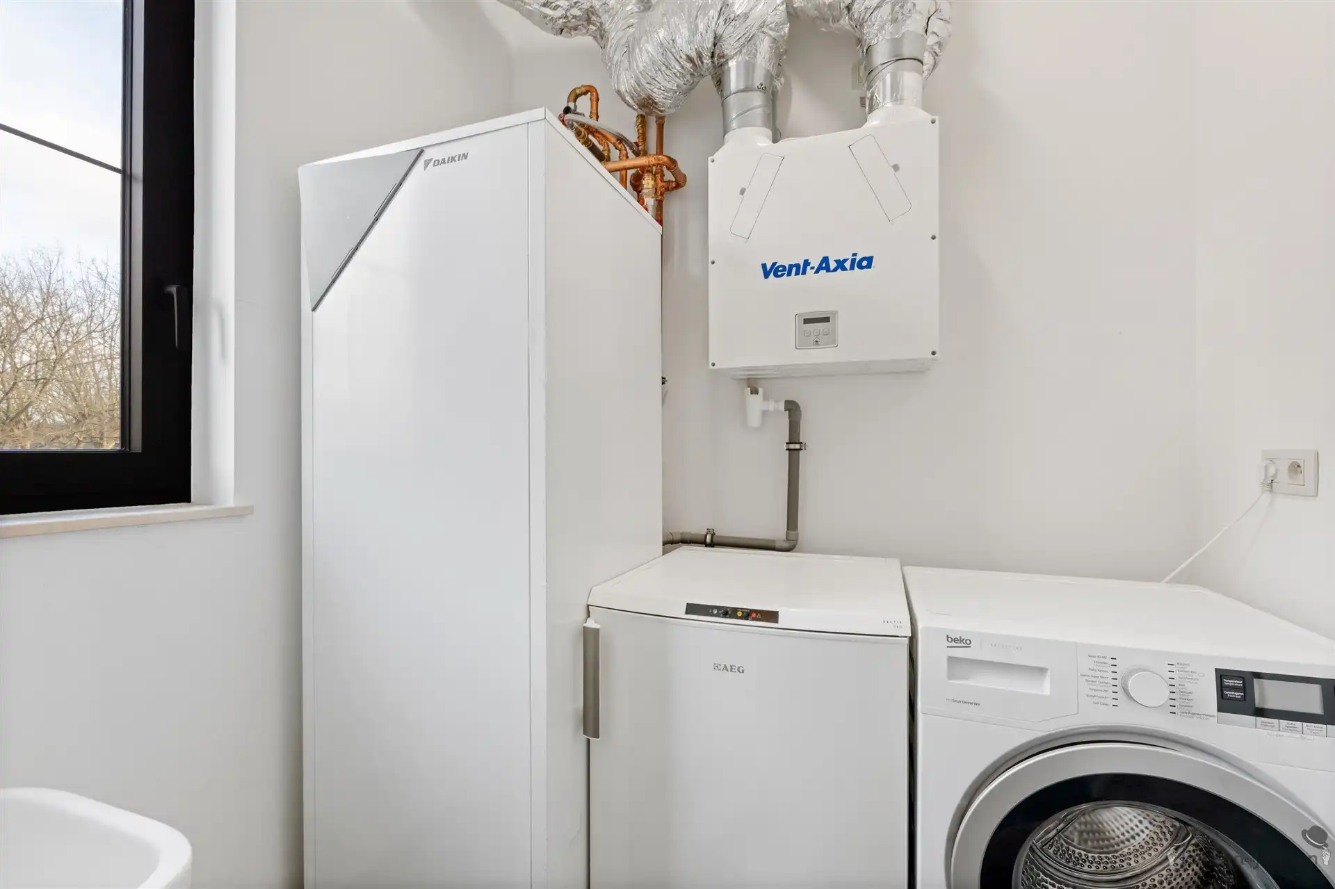 Volledig afgewerkt BEN appartement (2de verd.) met garage foto 17