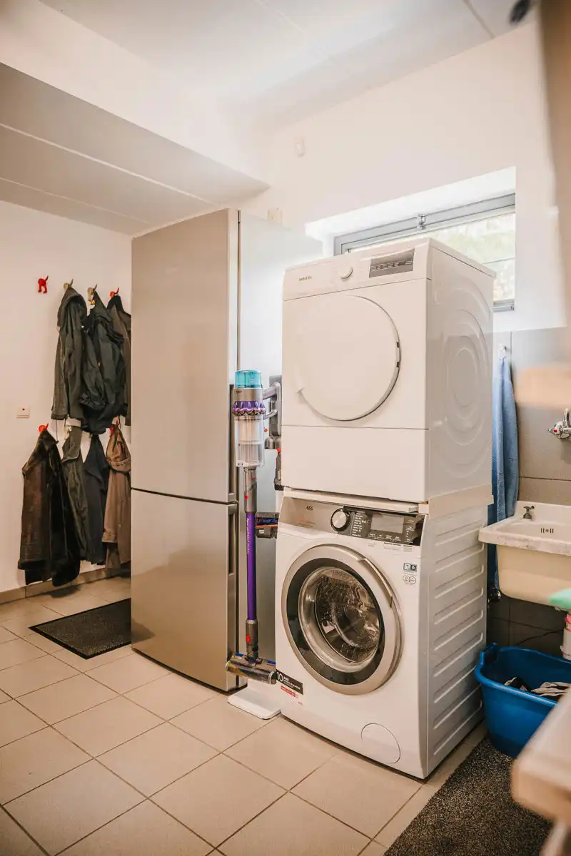 Stijlvolle, eigentijdse woning op een ruim perceel foto 62