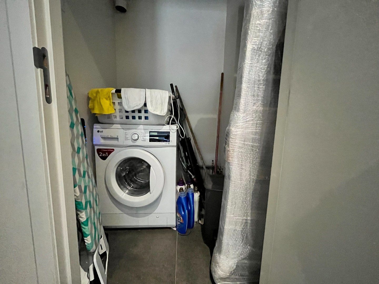 Hedendaags 2 slpk appartement met carport te Maria Ter Heide foto 12