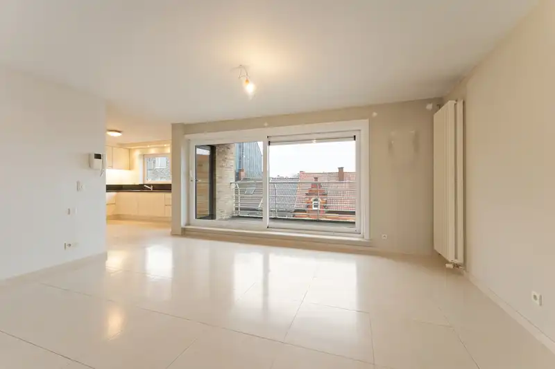 Centrum Roeselare - Ruim Instapklaar energiezuinig App met 3 slpk en garage foto 7