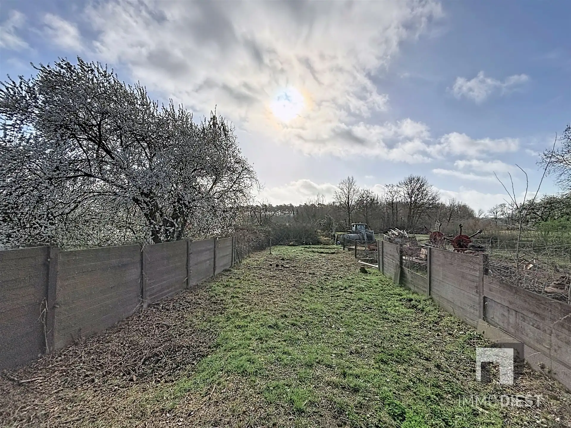Fermette op 8a 60ca met achteraan zicht over de Demervallei (Langdorp). foto 29