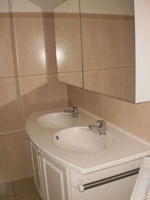 Duplexappartement gelegen in het mooie Kuringen. foto 3