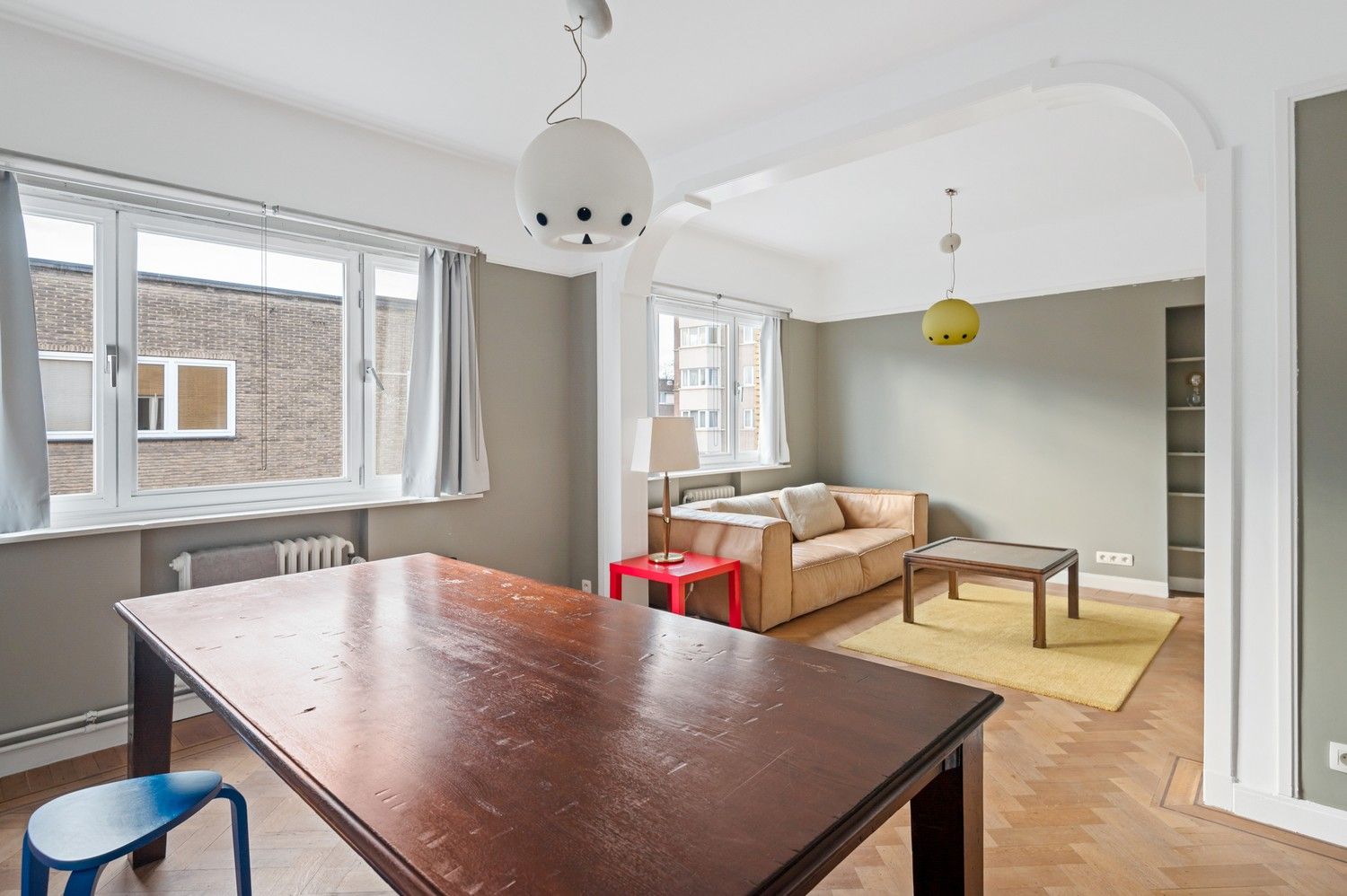 Leuk appartement met 2 slaapkamers in de Tentoonstellingswijk foto {{pictureIndex}}