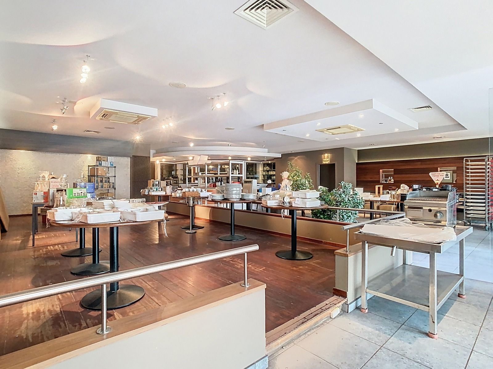 Handelspand (ca 900m²) Met Casco appartement, op Toplocatie! foto 5