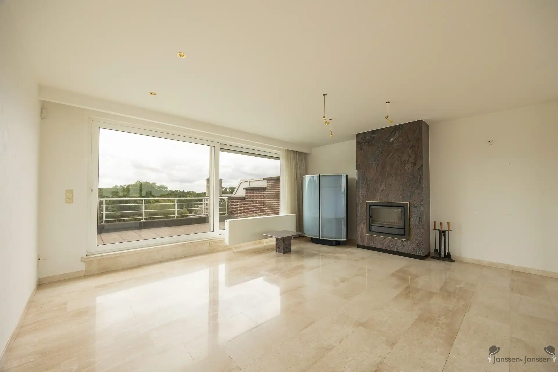 Lichtrijk penthouse met ruime terrassen en panoramisch uitzicht! foto 8