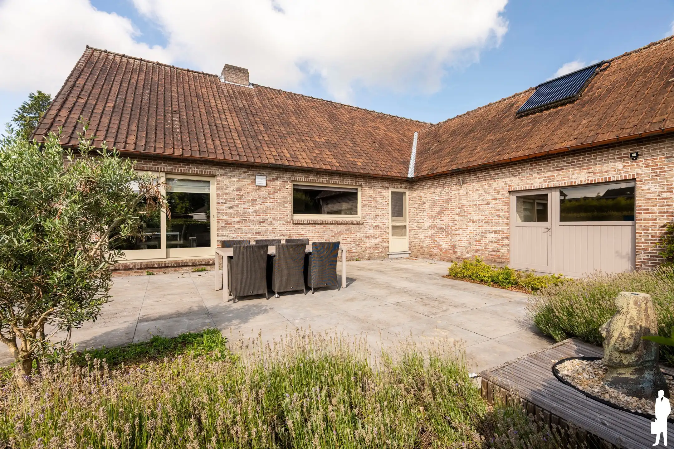Ruime woning met 5 slpk. op ca. 16 are; uniek, groen gelegen foto 26