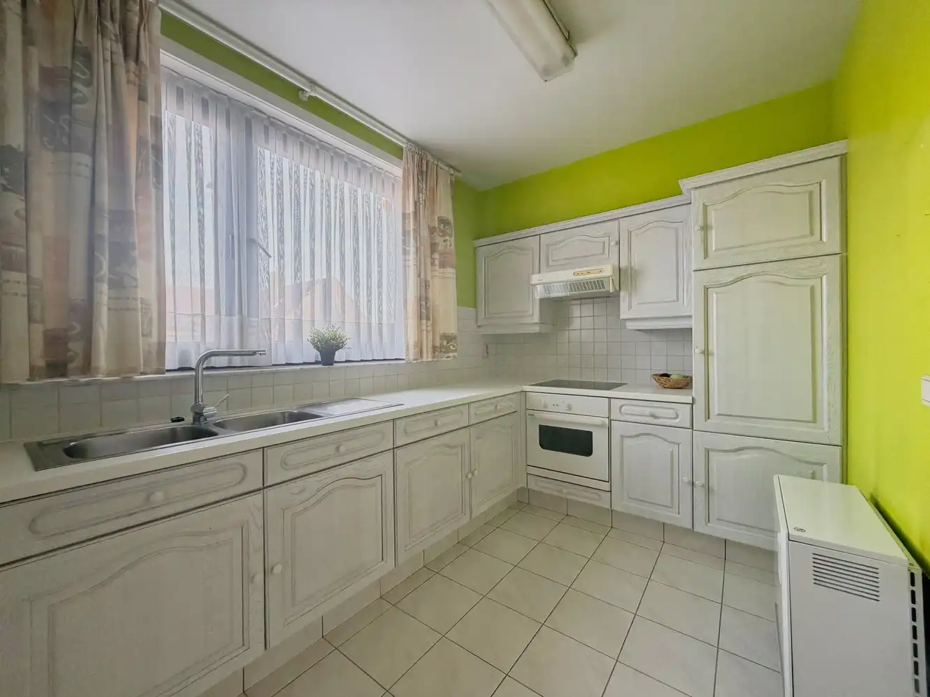 Ruim, lichtrijk appartement met 2 slpks. + uniek terras foto 4