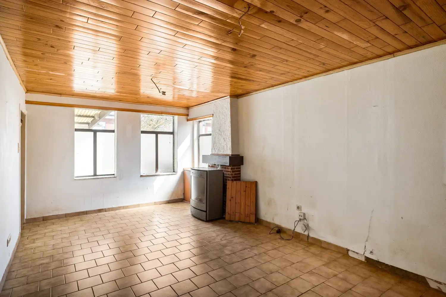Te renoveren woning te Beerzel foto 5