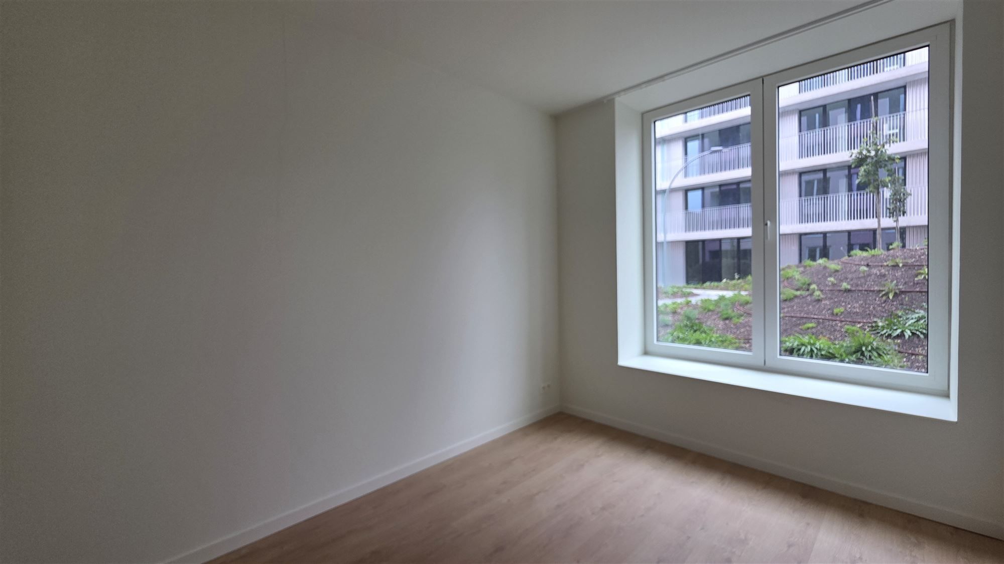 Nieuwbouw 4 slaapkamerappartement foto 6