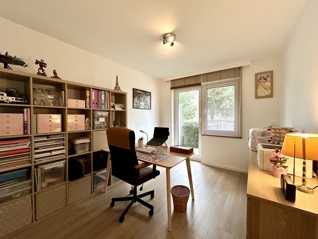 Instapklaar en modern afgewerkt 3-slaapkamerappartement met terras in hartje Leuven foto 14