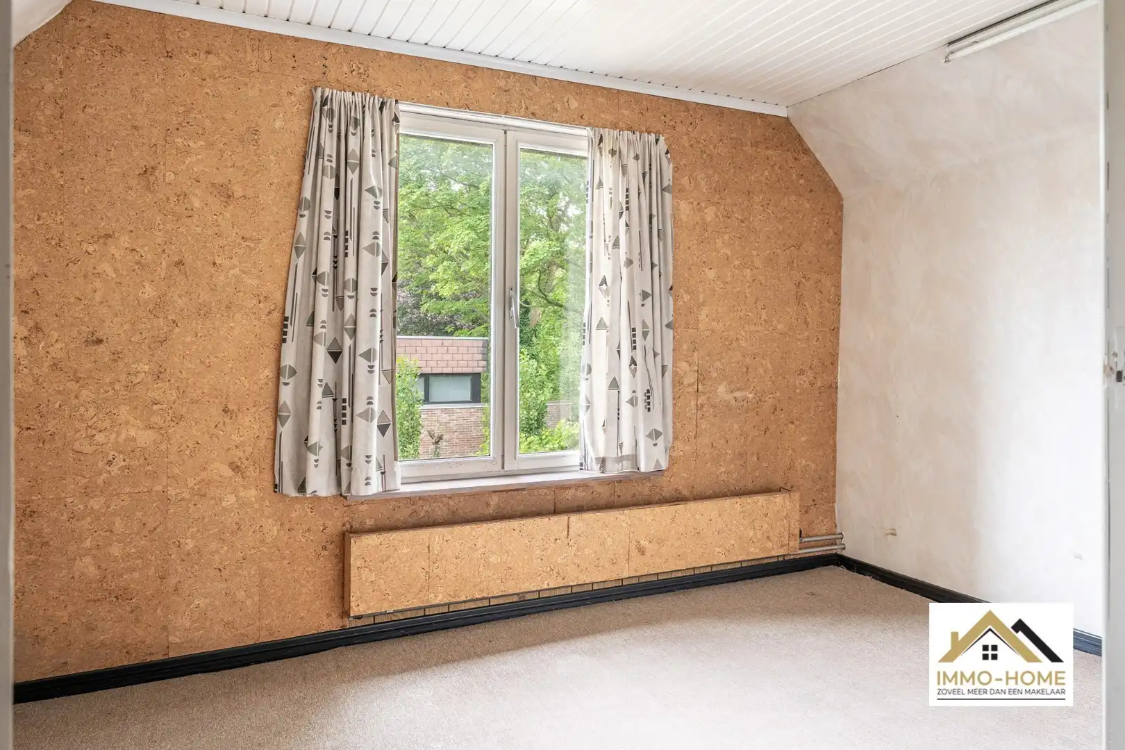 Op te frissen woning op topligging in centrum Lochristi!  foto 21