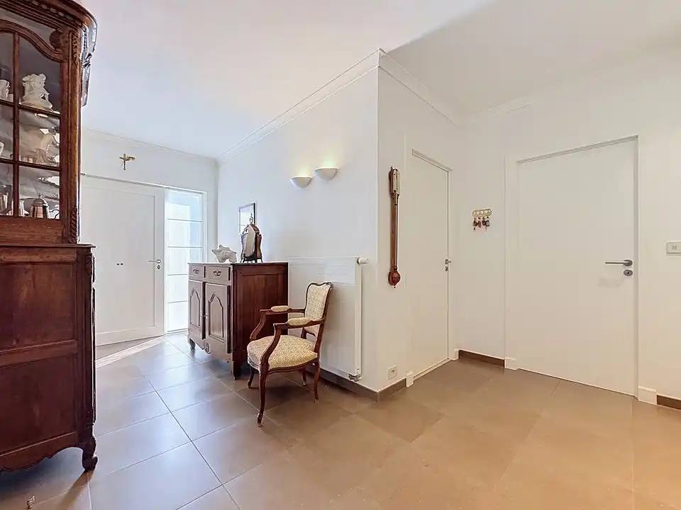 Kom levenslang genieten aan zee in deze instapklare gelijkvloerse villa op uitzonderlijke toplocatie in Oostduinkerke! foto 14