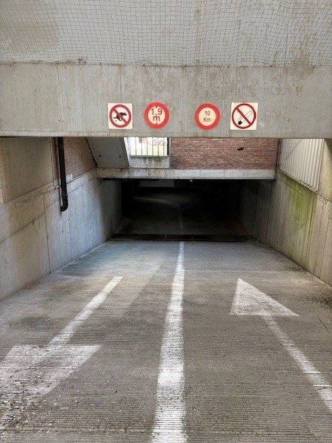Afgesloten garagebox in de Marina Mercator foto 4