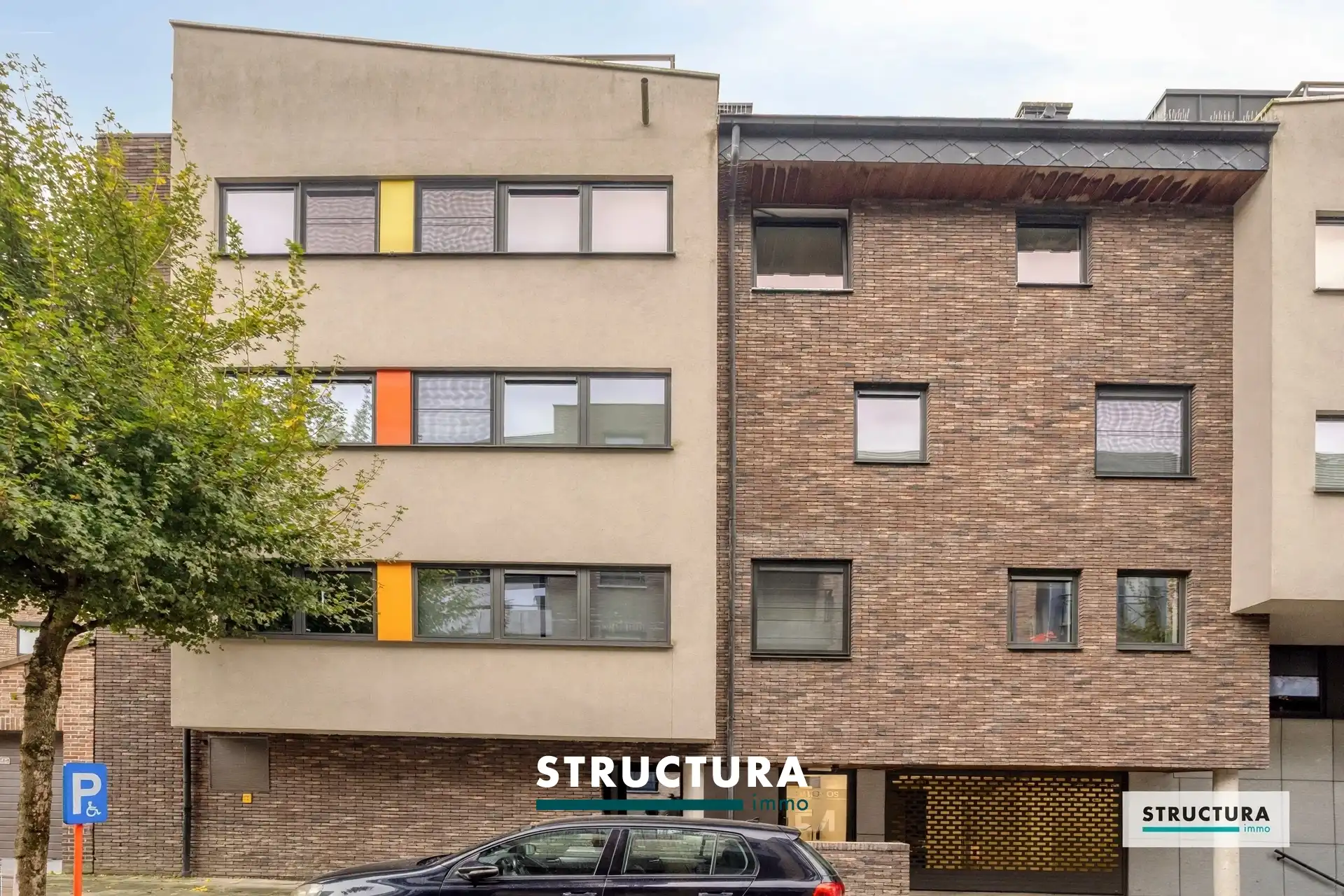 Rustig gelegen, recent appartement met ruime slaapkamers, vlakbij het centrum! foto 2