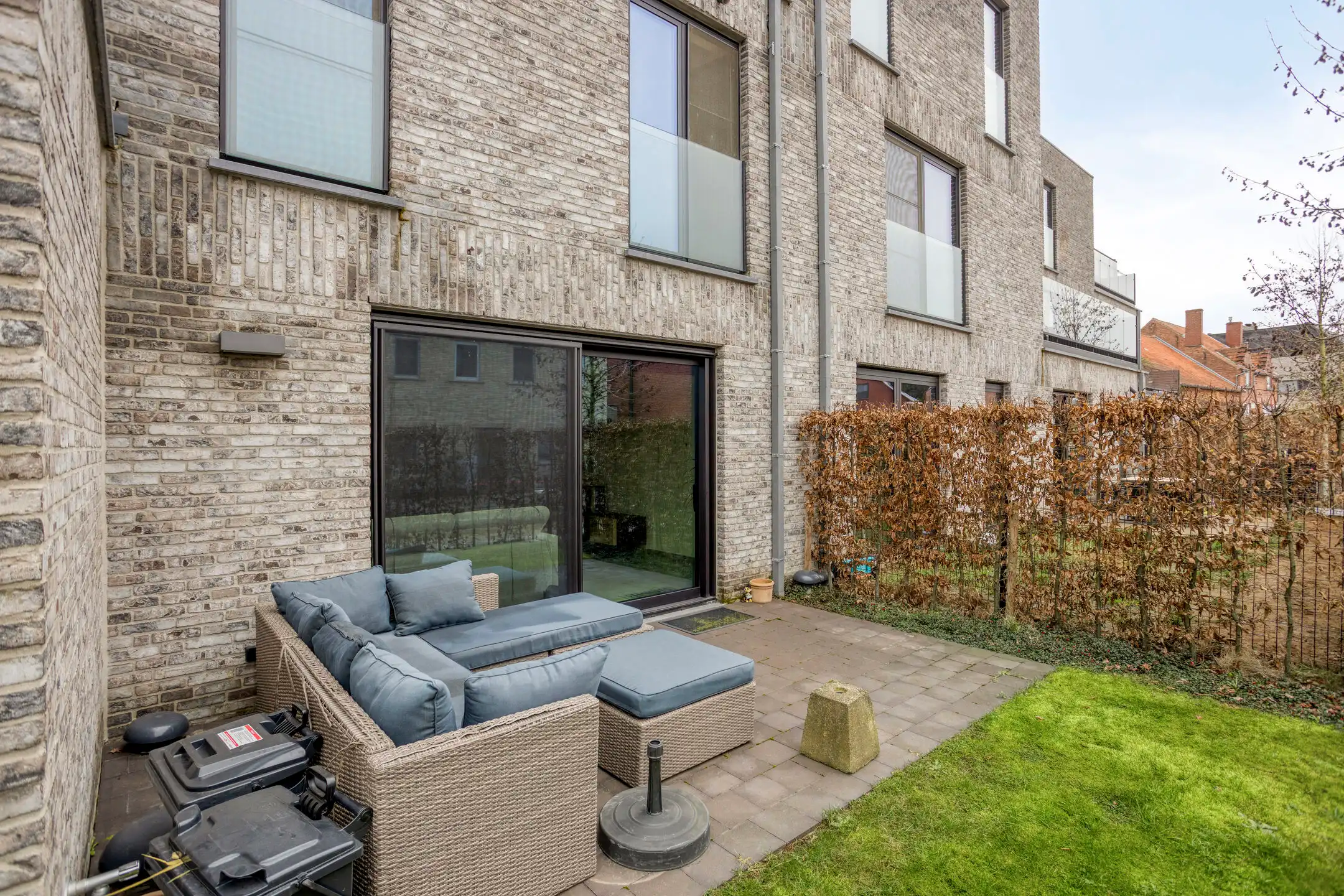 Recent gelijkvloers appartement met parking foto 11