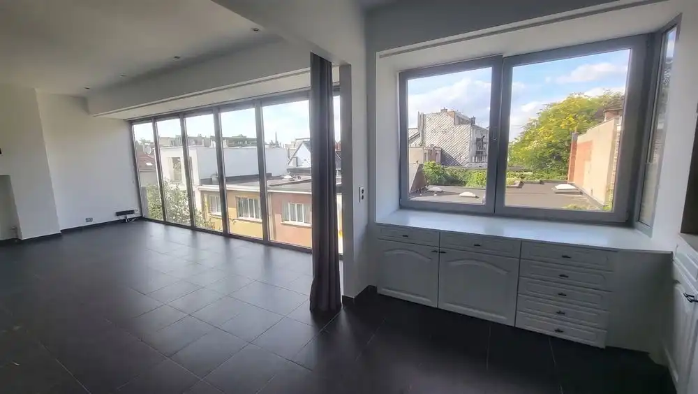 2 slaapkamer appartement  te Borgerhout  foto 3
