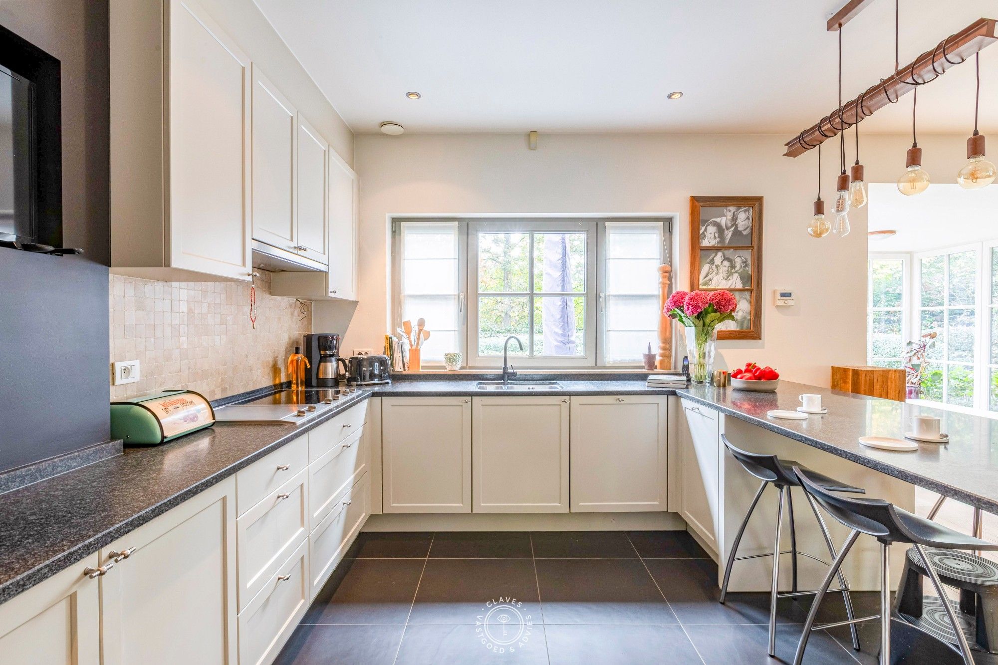 Exclusieve villa te Waasmunster, landelijke charme temidden van groen foto 18